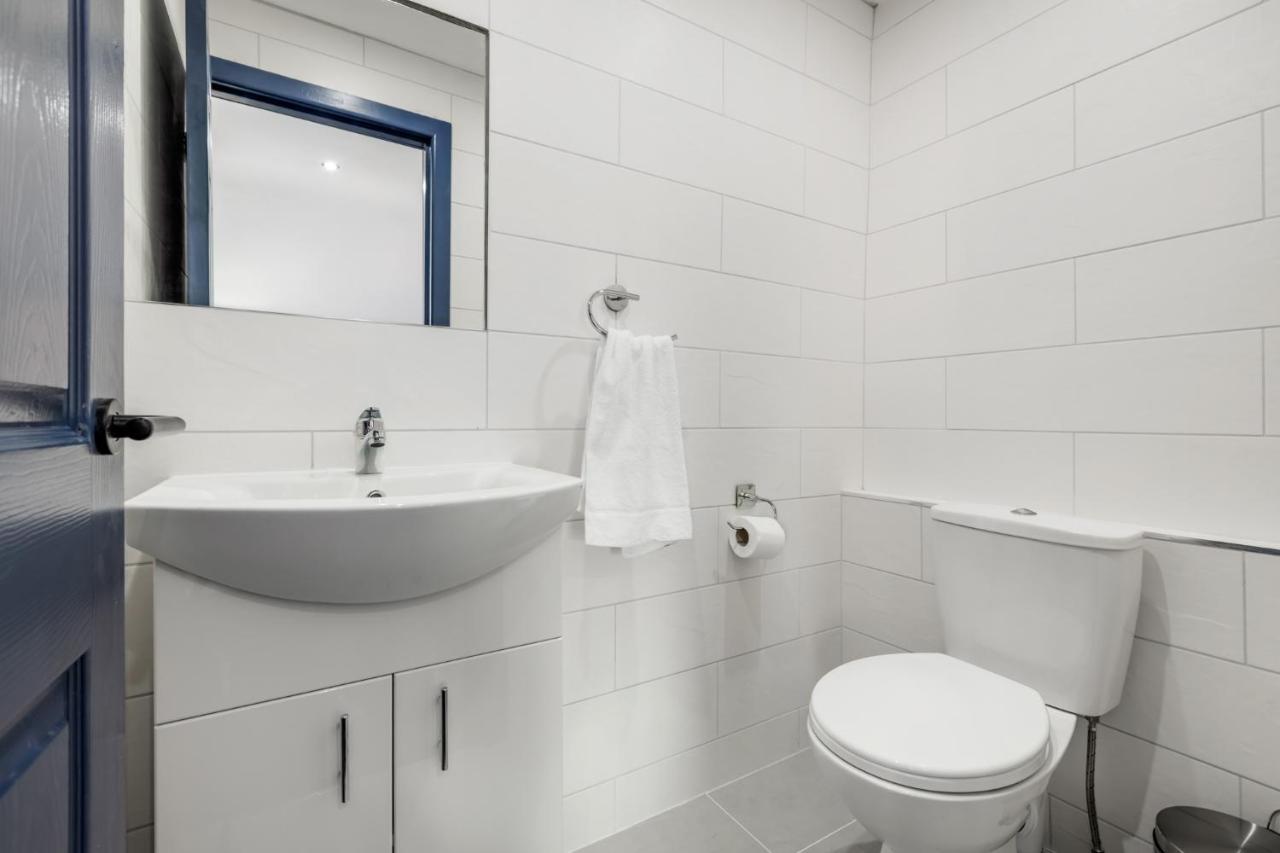 Crystal Towers Sasco Apartments Μπλάκπουλ Εξωτερικό φωτογραφία