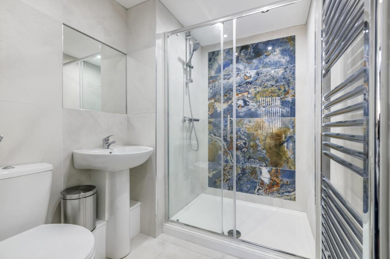 Crystal Towers Sasco Apartments Μπλάκπουλ Εξωτερικό φωτογραφία