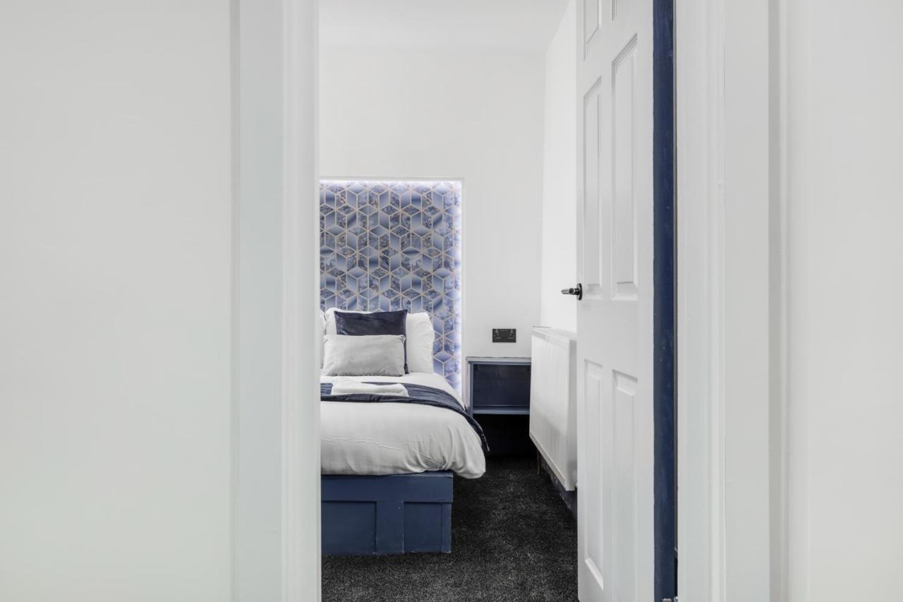 Crystal Towers Sasco Apartments Μπλάκπουλ Εξωτερικό φωτογραφία
