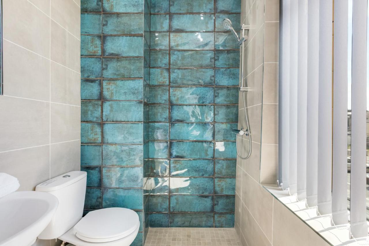Crystal Towers Sasco Apartments Μπλάκπουλ Εξωτερικό φωτογραφία