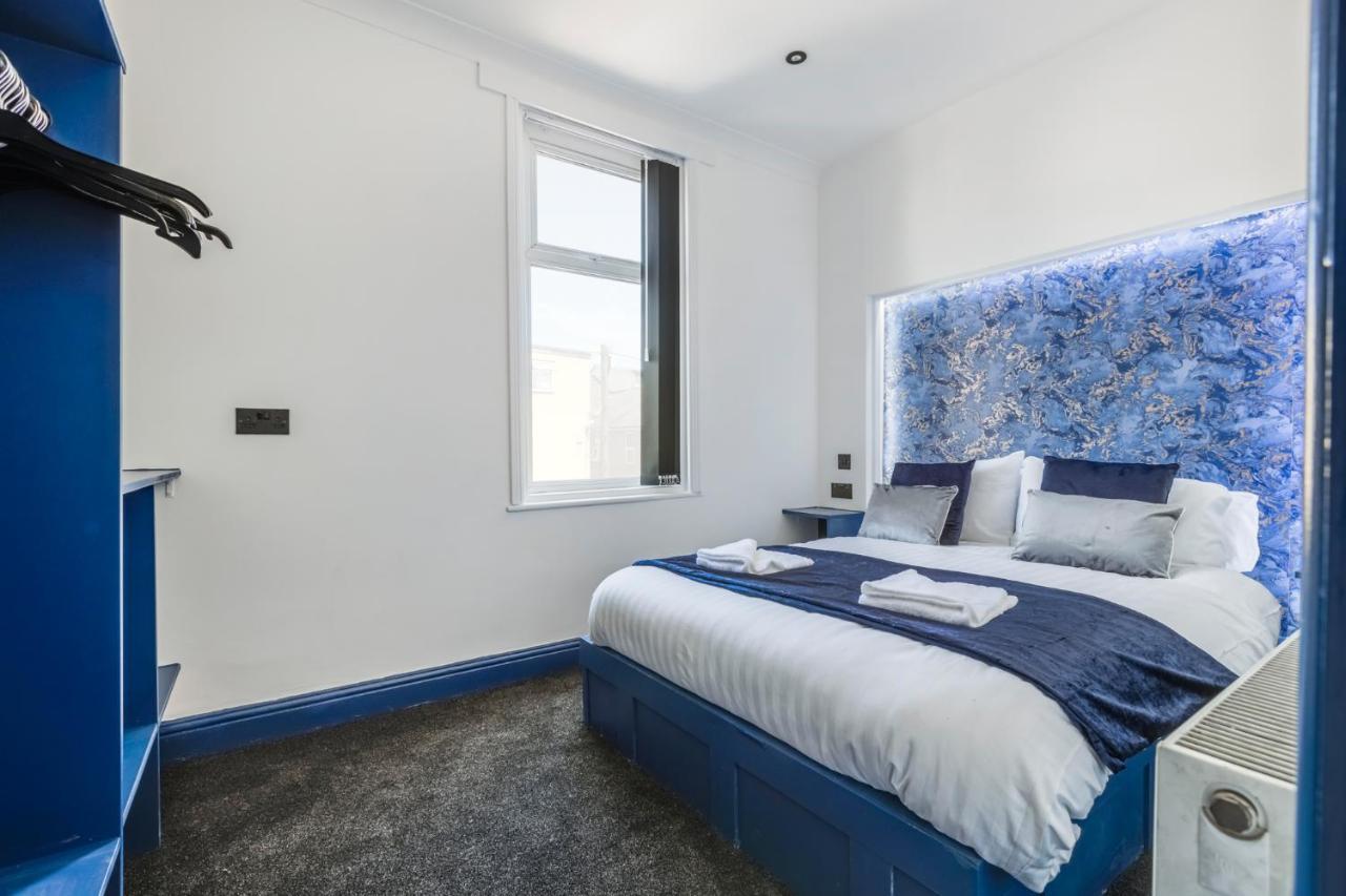 Crystal Towers Sasco Apartments Μπλάκπουλ Εξωτερικό φωτογραφία